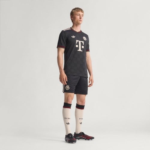 Schwarzes FC Bayern 25/26 3rd Authentic Trikot