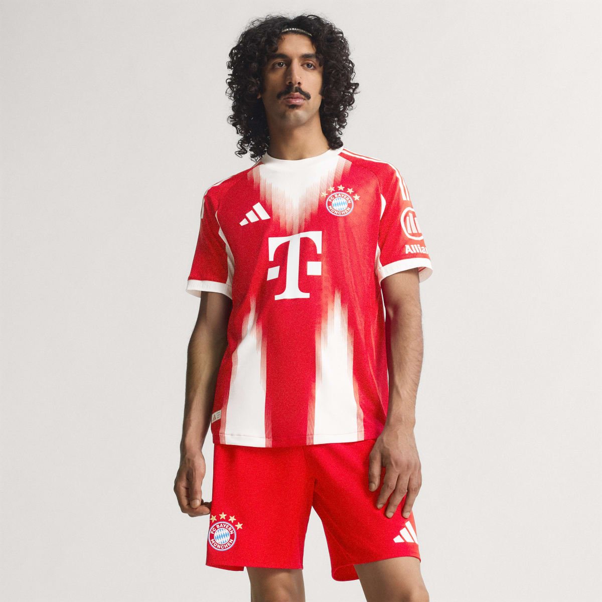 Adidas FC Bayern Authentic Heim Trikot 25/26 Herren