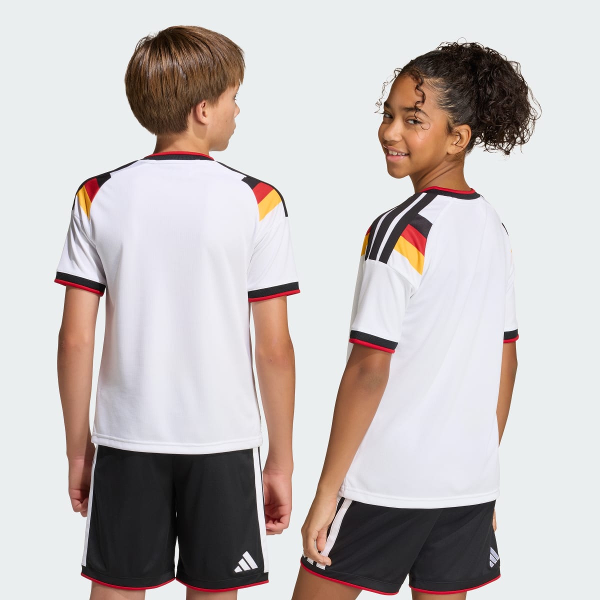 Adidas Deutschland Heimtrikot 26/27 Kinder – Bild 3