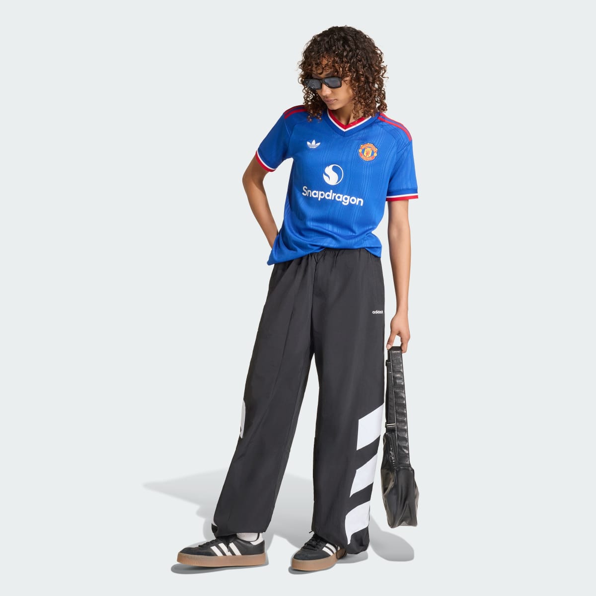 Adidas Manchester United Auswärtstrikot 26/27 Damen – Bild 3