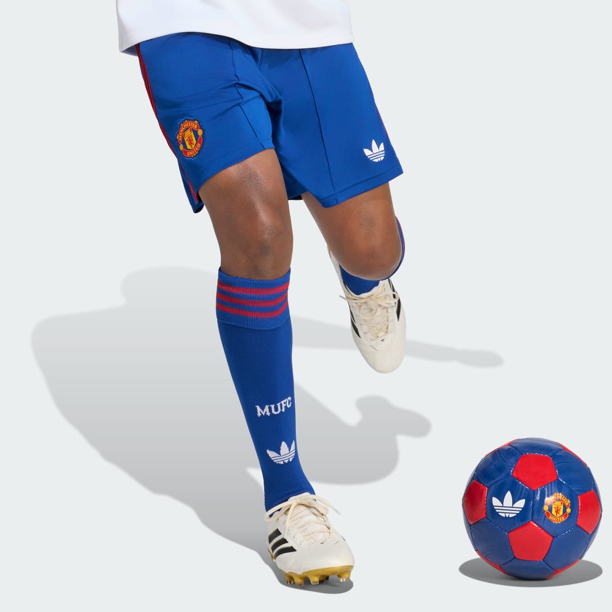 Adidas Manchester United Auswärts Shorts 26/27 Herren – Bild 7