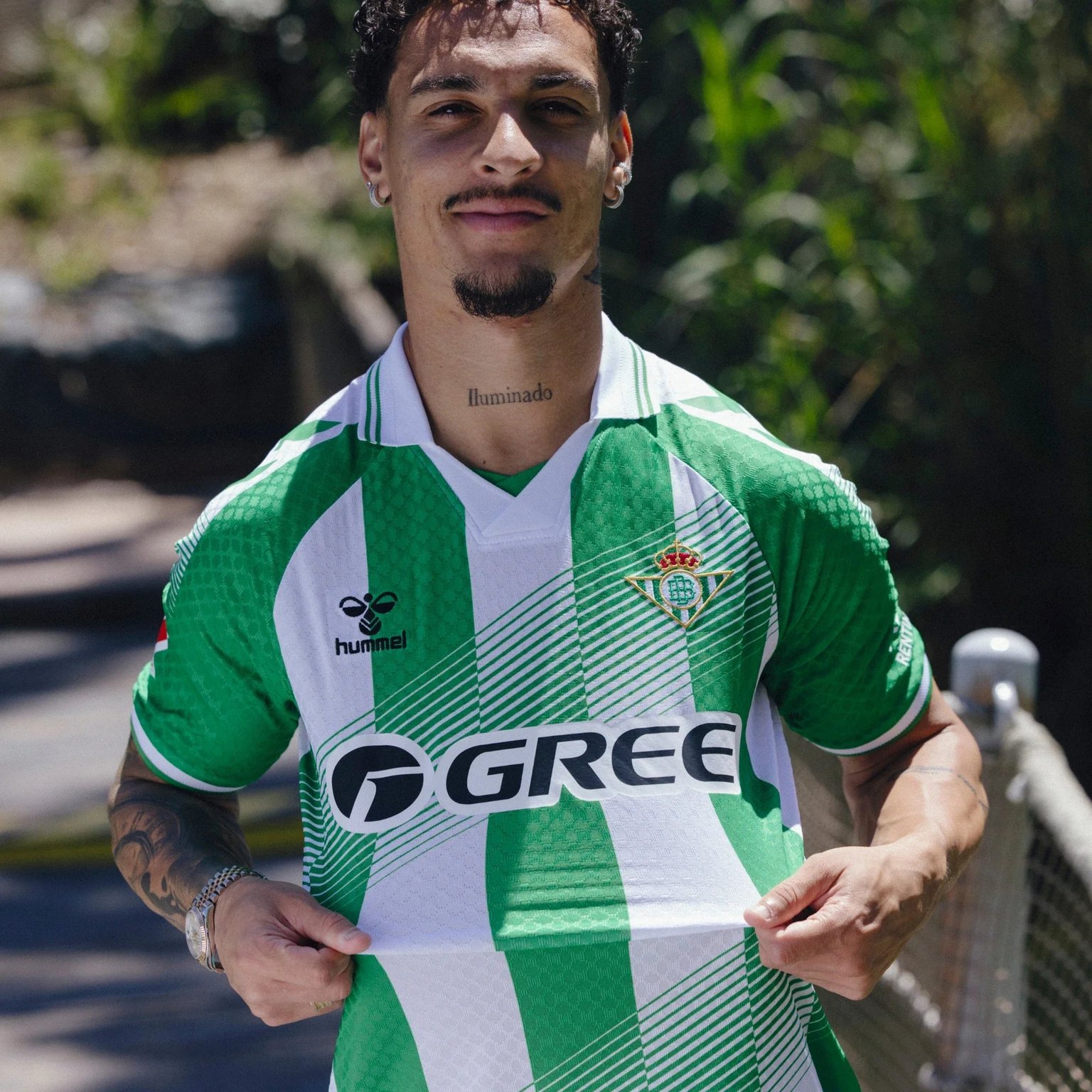 Kinder Hummel Real Betis Heim Trikot 26/27 – Bild 8