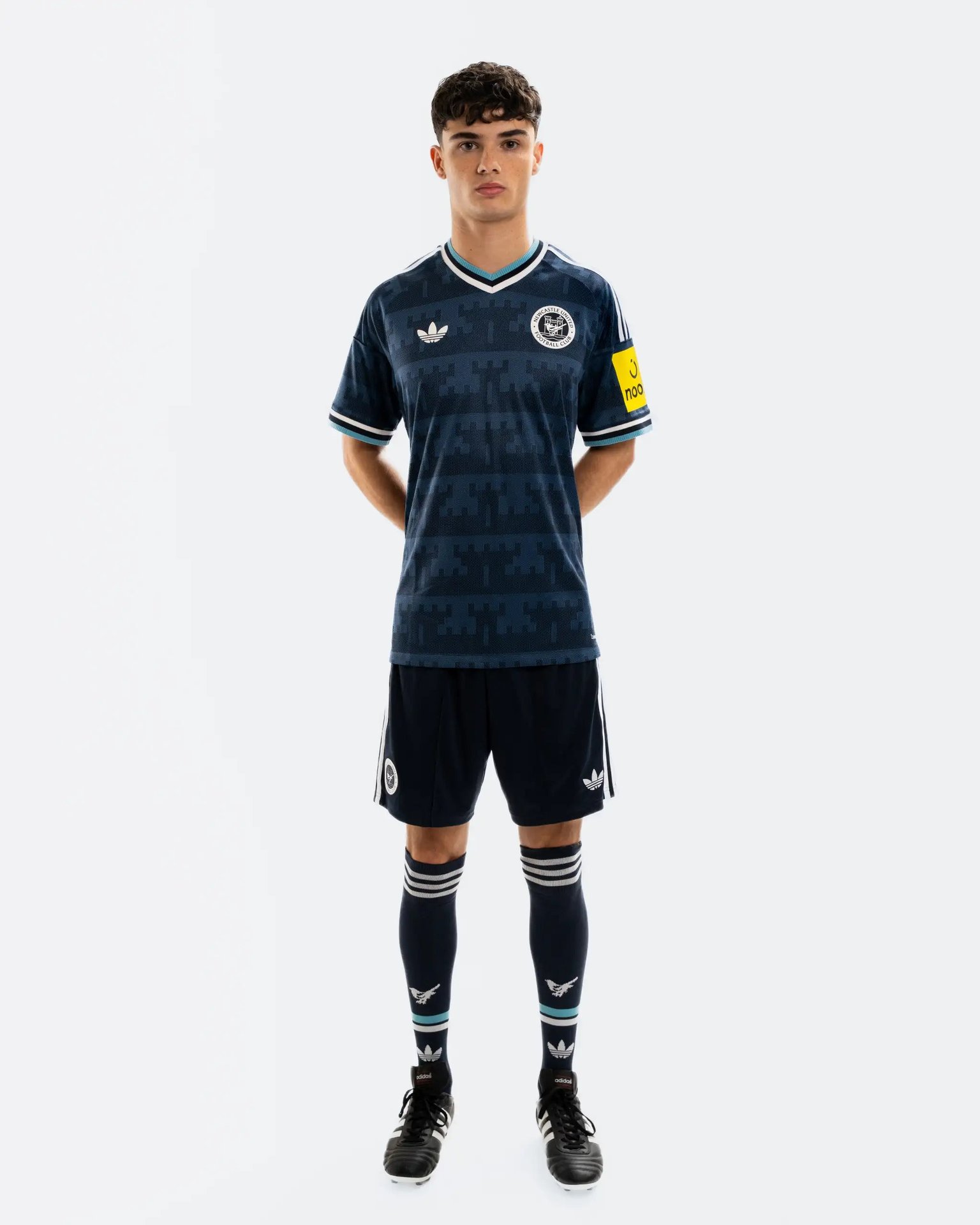 Adidas Newcastle United Auswärts Shorts 26/27 Herren – Bild 5