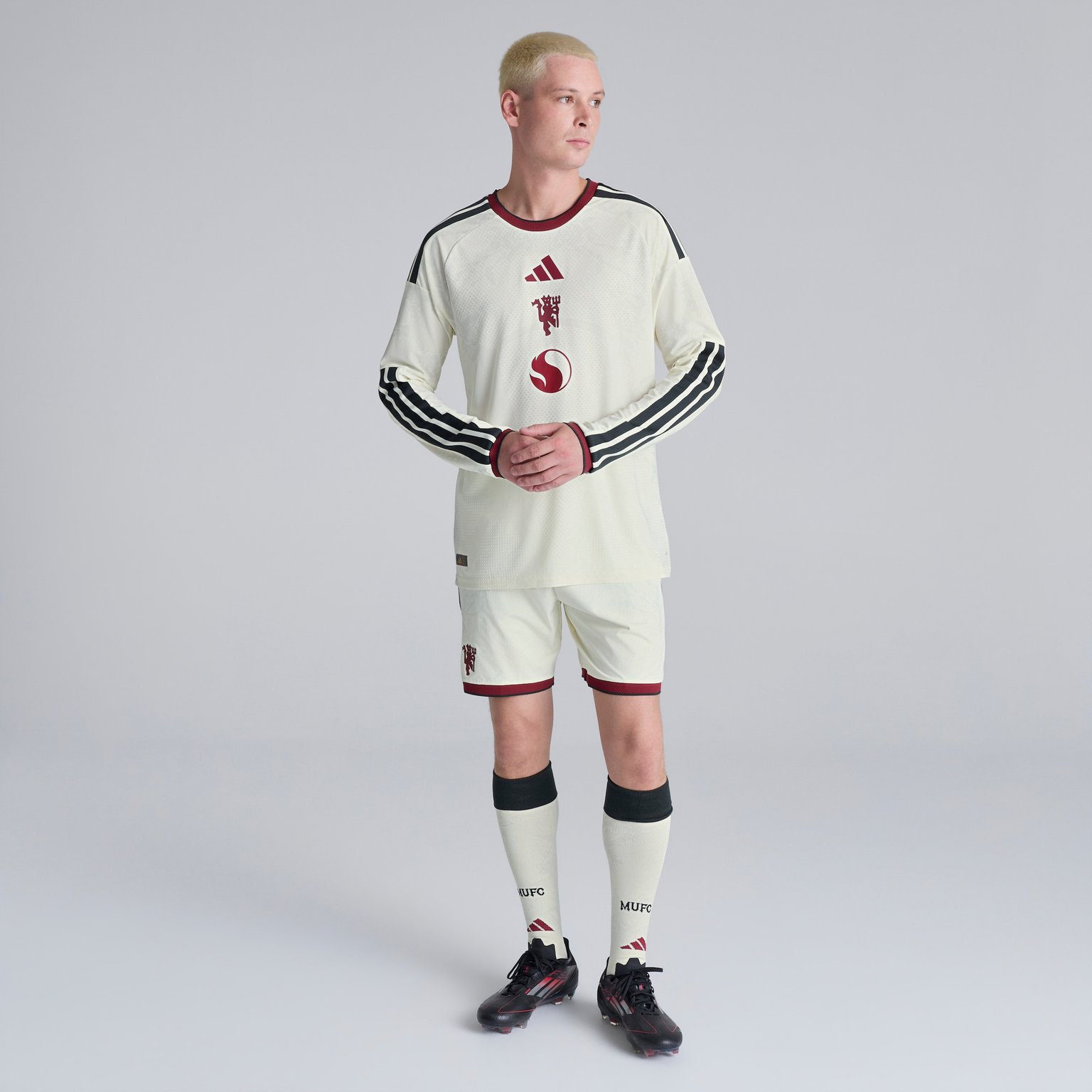 Herren Adidas Manchester United 3rd Shorts 26/27 – Bild 4