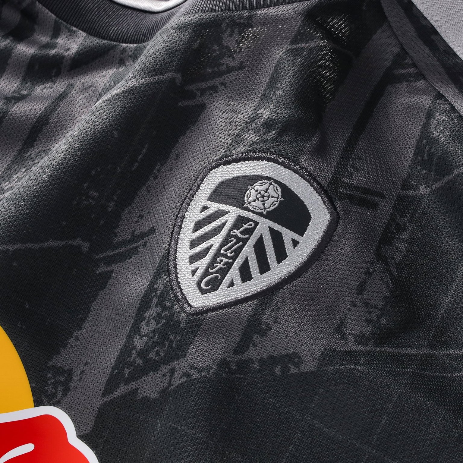 Damen Adidas Leeds United 3rd Trikot 26/27 – Bild 4